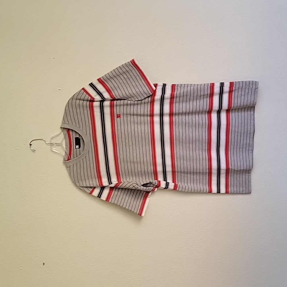 DC tshirt stripes size Medium gray red black white